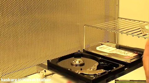 جراحی و ریکاوری هارد دیسک در کلین روم