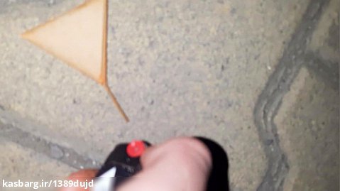 سلام ساخت  مثلثی با اکید   و سرنج برای چهر شنبه سوری ۱۴۰۱ لطفا فالو کنید