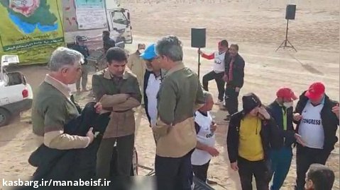 نهالکاری جمعیت کنگره 60 بمناسبت هفته منابع طبیعی در طوفان اصفهان