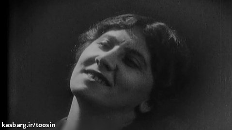 فیلم لبخند خانمِ بوده (1923) با زیرنویس چسبیده