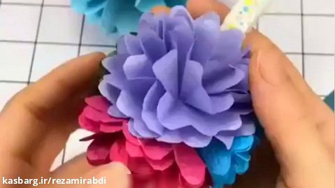 آموزش گل رنگی با کاغذ کشی