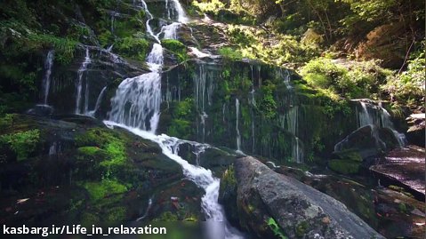 صدای آرامش بخش  آبشار ، The soothing sound of a waterfall