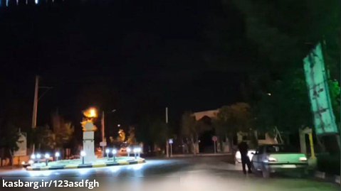 اجرای نورپردازی خیابان بسیج توسط واحد تاسیسات شهرداری دستگرد