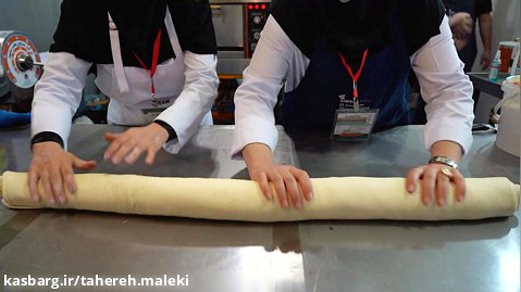 نمایشگاه شهر آفتاب تهران/انواع پخت کروسان نان و شیرینی لایه ای با استاد شهبازی