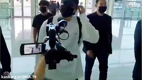ویدیو منتشر شده از جونگ کوک در فرودگاه اینچئون برای ترک کره به مقصد لس انجلس