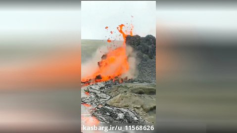 لحظه ترسناک فرو ریختن دهانه آتشفشان در ایسلند