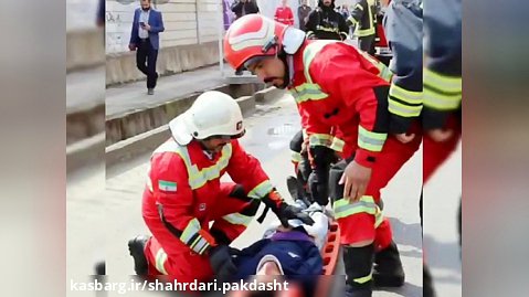 کلاسهای فوریتهای پزشکی برای پرسنل  آتش نشانی هرداری پاکدشت