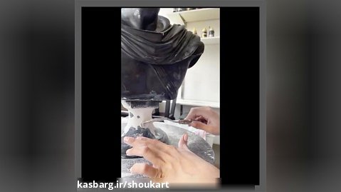 ویدیو باز آفرینی مجسمه مشکی در کارگاه  استودیو هنر شوکارت