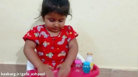 بازی کردن پریا با اسلایم شفاف وارداتی | ژل بازی