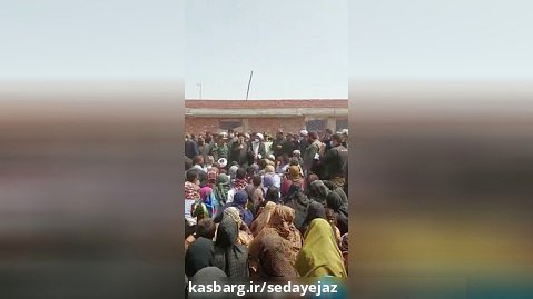 حضور آیت الله رئیسی در جمع مردم روستای کروچان در شهرستان زهکلوت