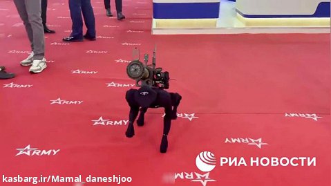 رونمایی روس ها از رباتی که اسلحه آر پی جی حمل میکند!