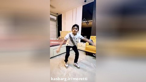 رقص هندی خیلی خفن پسر ایرانی