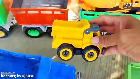 ماشین بازی کودکانه قطار پلاستیکی و ماشین های اسباب بازی