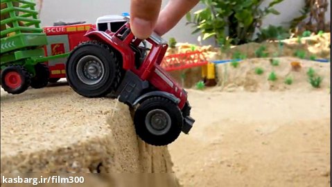 ماشین بازی کودکانه - ماشین ها با یک اسباب بازی بلوک کودکانه پل می سازند