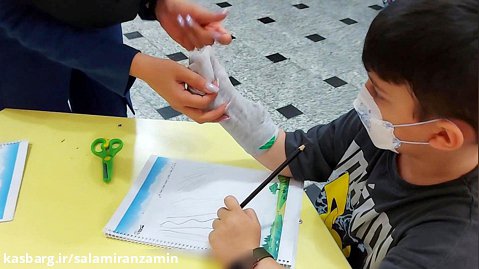 آموزش مداد دست گرفتن در دبستان سلام ایران زمین