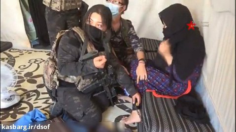 لحظه آزاد کردن دختر ربوده شده توسط داعش در حلب