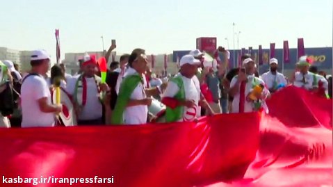 ویدئوی از تجمع هواداران ایرانی برای حمایت از تیم ملی قبل از بازی ایران و ولز