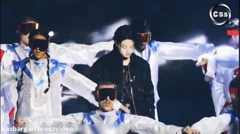 جونگ کوک از BTS در مراسم افتتاحیه جام جهانی