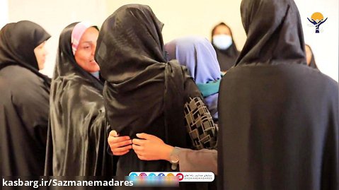 جشن ولادت حضرت زهرا و روز مادر در یکی از مدارس راه ایمان خوزستان