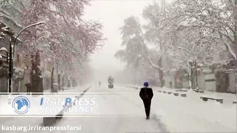 چشم انداز زیبای بارش شدید برف در همدان