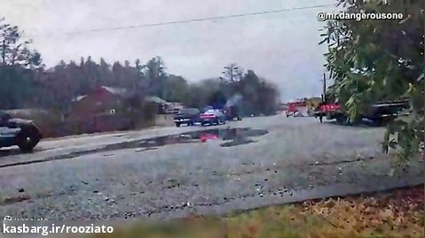 راننده تراکتوری که با سرعت 30 کیلومتر از دست پلیس آمریکا فرار می کرد