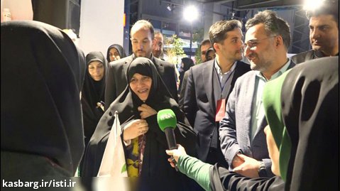 بازدید از نمایشگاه توانمندی های فناوری و نوآوری بانوان ایرانی