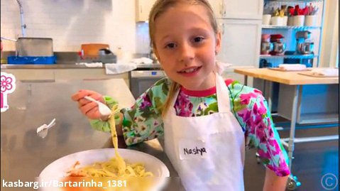 ناستیا و استیسی - برنامه کودک جدید - تست و اموزش غذاهای جدید با دوستان