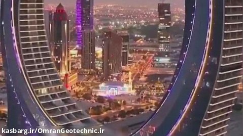 برج زیبای کاتارا که شبیه هلال ماه می باشد در قطر