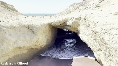 ساحل صخره ای زیبا
