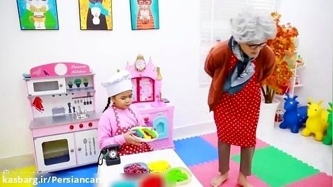 بازی آشپزی کودکانه با آنی و سوری : نودل های رنگی