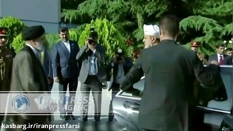 استقبال رسمی رئیس جمهور از سلطان عمان