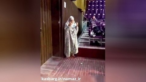 نماز خواندن بانوی ورزشکار ایرانی در حین مسابقات