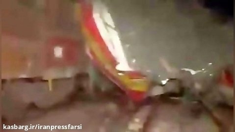 خروج قطار مسافری از ریل در هند ده ها کشته به جا گذاشت