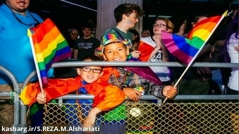 درگیری خانواده های آمریکایی با معلمان آموزش دهنده همجنس بازی